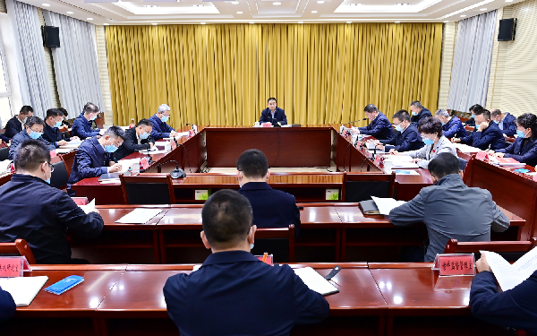 自治州纪委常委会召开扩大会议暨理论学习中心组学习传达学习习近平总书记重要讲话精神、全国两会精神